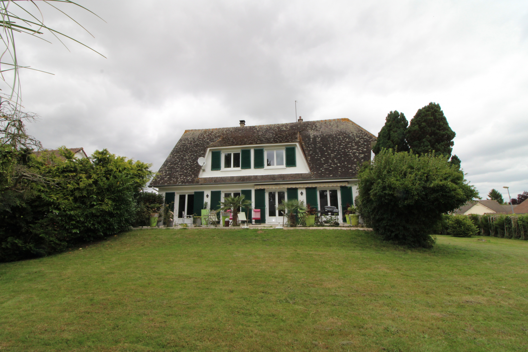 EXCLUSIVITE - AXE DIEPPE / ROUEN - PAVILLON TRADITIONNEL SU