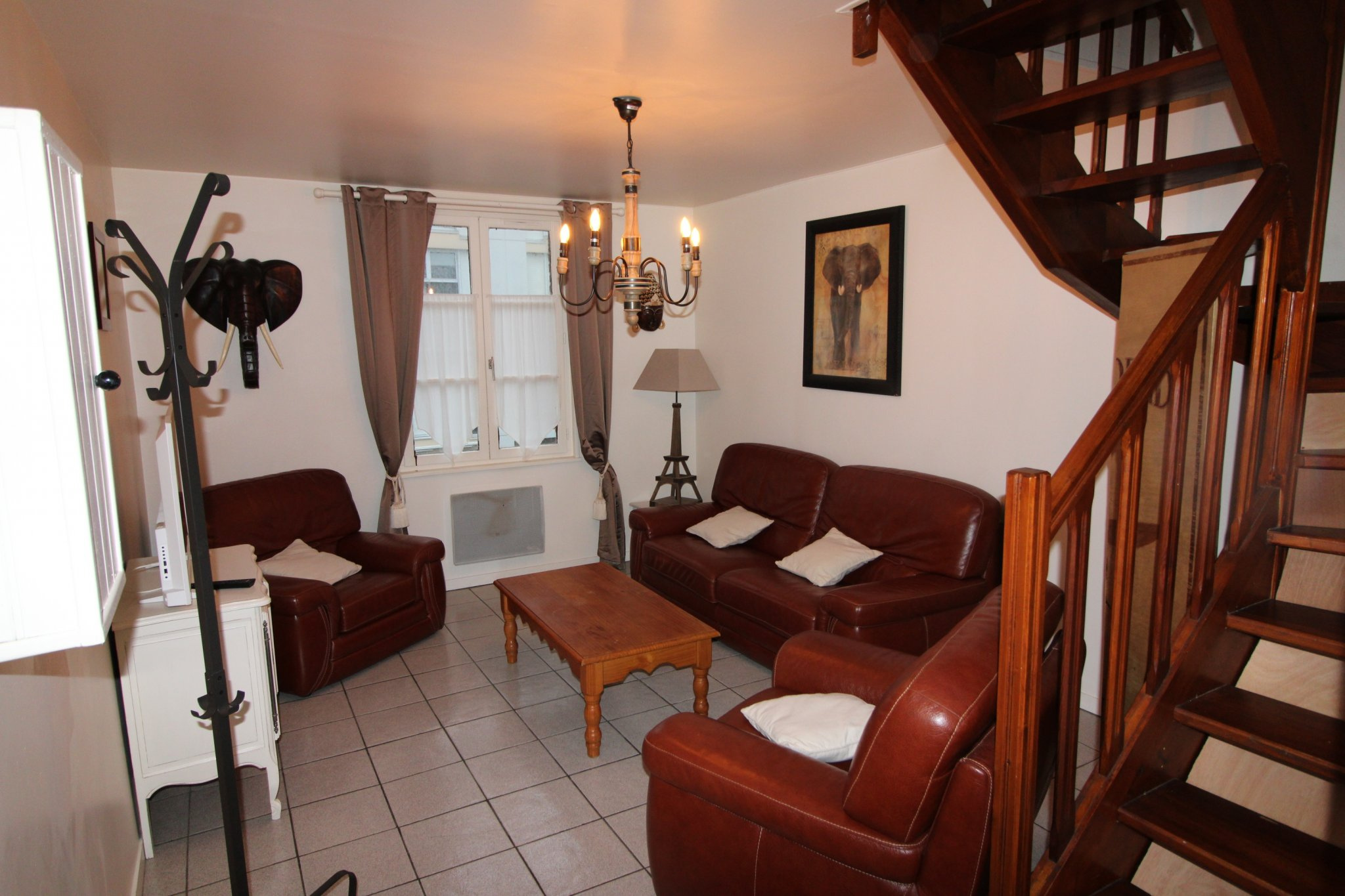 DIEPPE APPARTEMENT EN DUPLEX DE TYPE F3 SITUE AU 3 me et DIEPPE APPARTEMENT EN DUPLEX DE TYPE F3 SITUE AU 3 me et