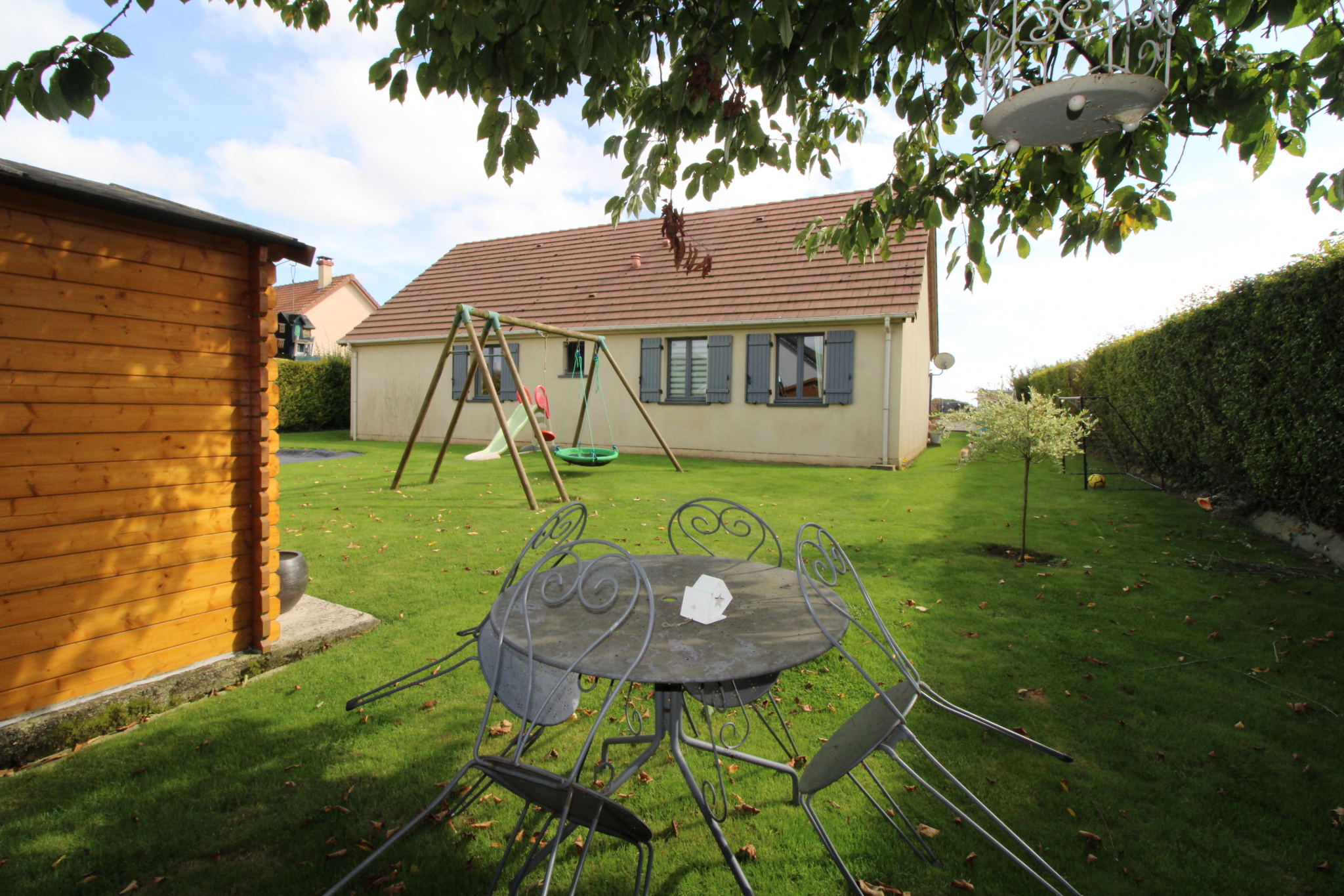PAVILLON DE PLAIN PIED TRES SOIGNE  - ENTRE OFFRANVILLE ET L
