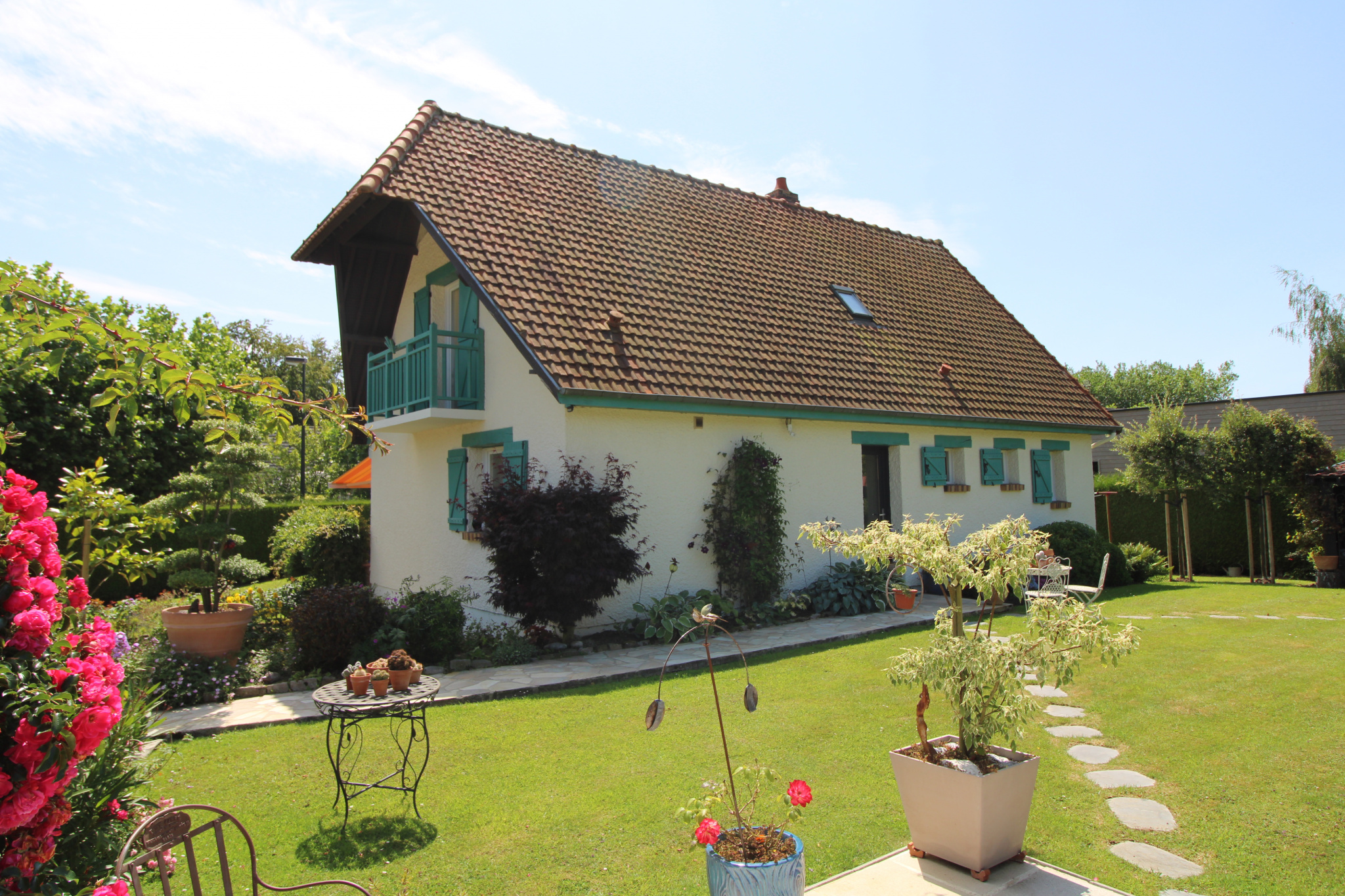 OFFRANVILLE,  Jolie maison traditionnelle très soignée.