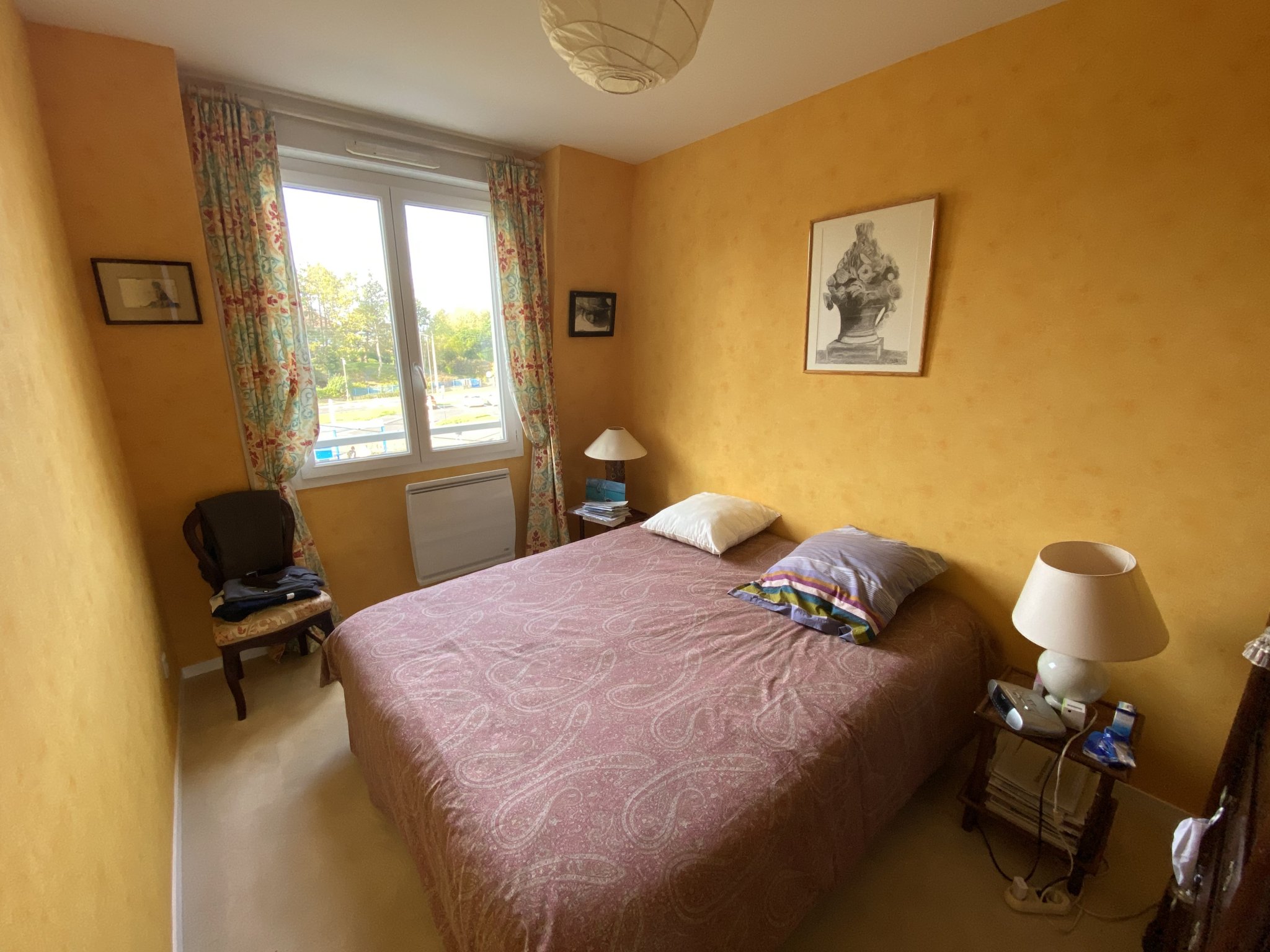 APPARTEMENT F4 ~124 m2  DANS UNE RESIDENCE AVEC ASCENSEUR A