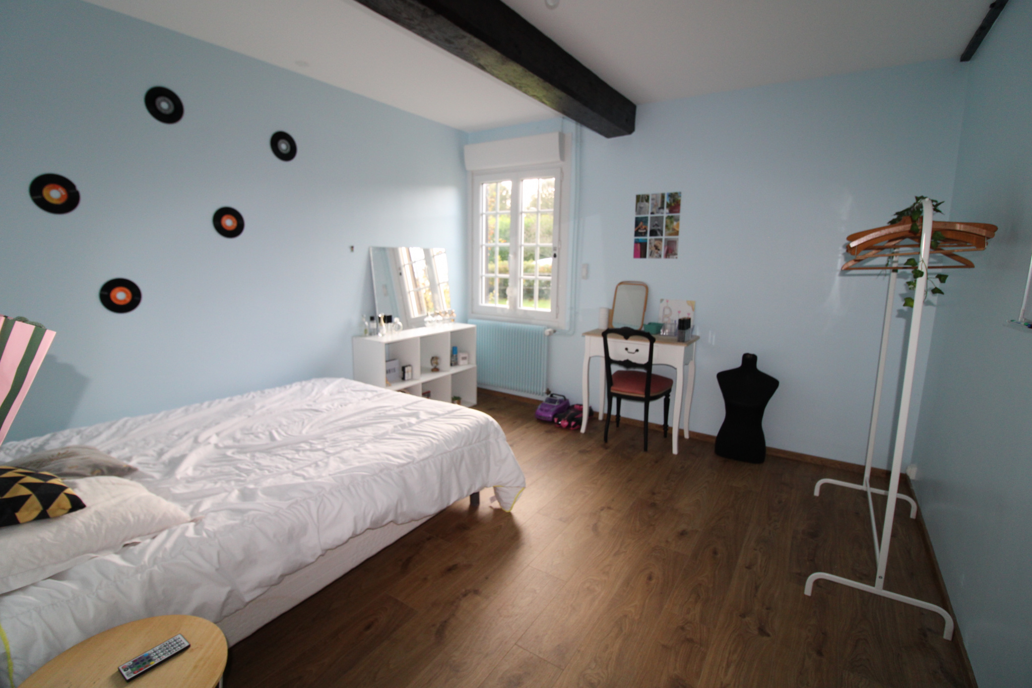 5 MINUTES DE LUNERAY, BELLE MAISON NORMANDE OFFRANT 6 CHAMBR