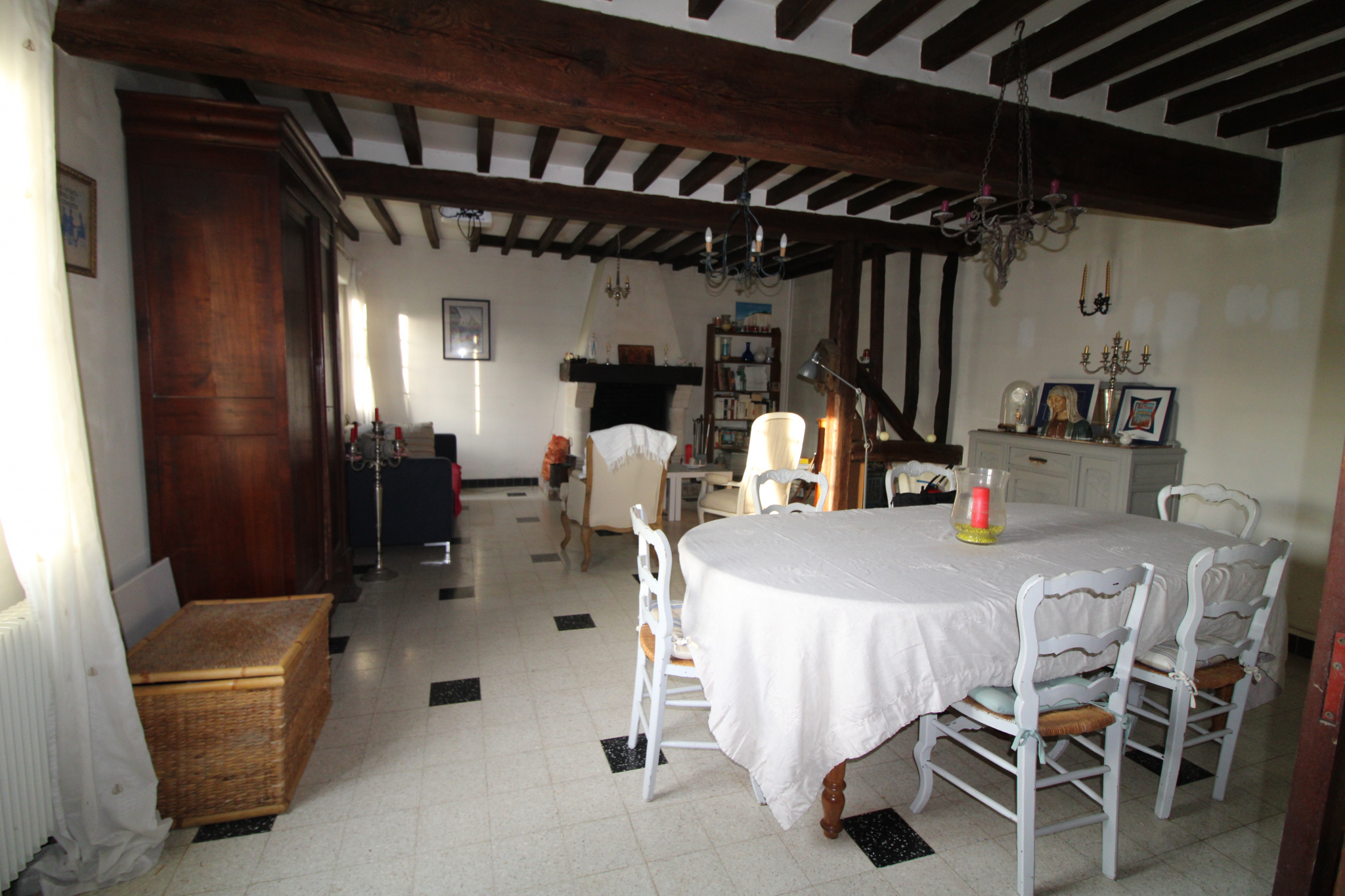 5 MINUTES DE LUNERAY, BELLE MAISON NORMANDE OFFRANT 6 CHAMBR