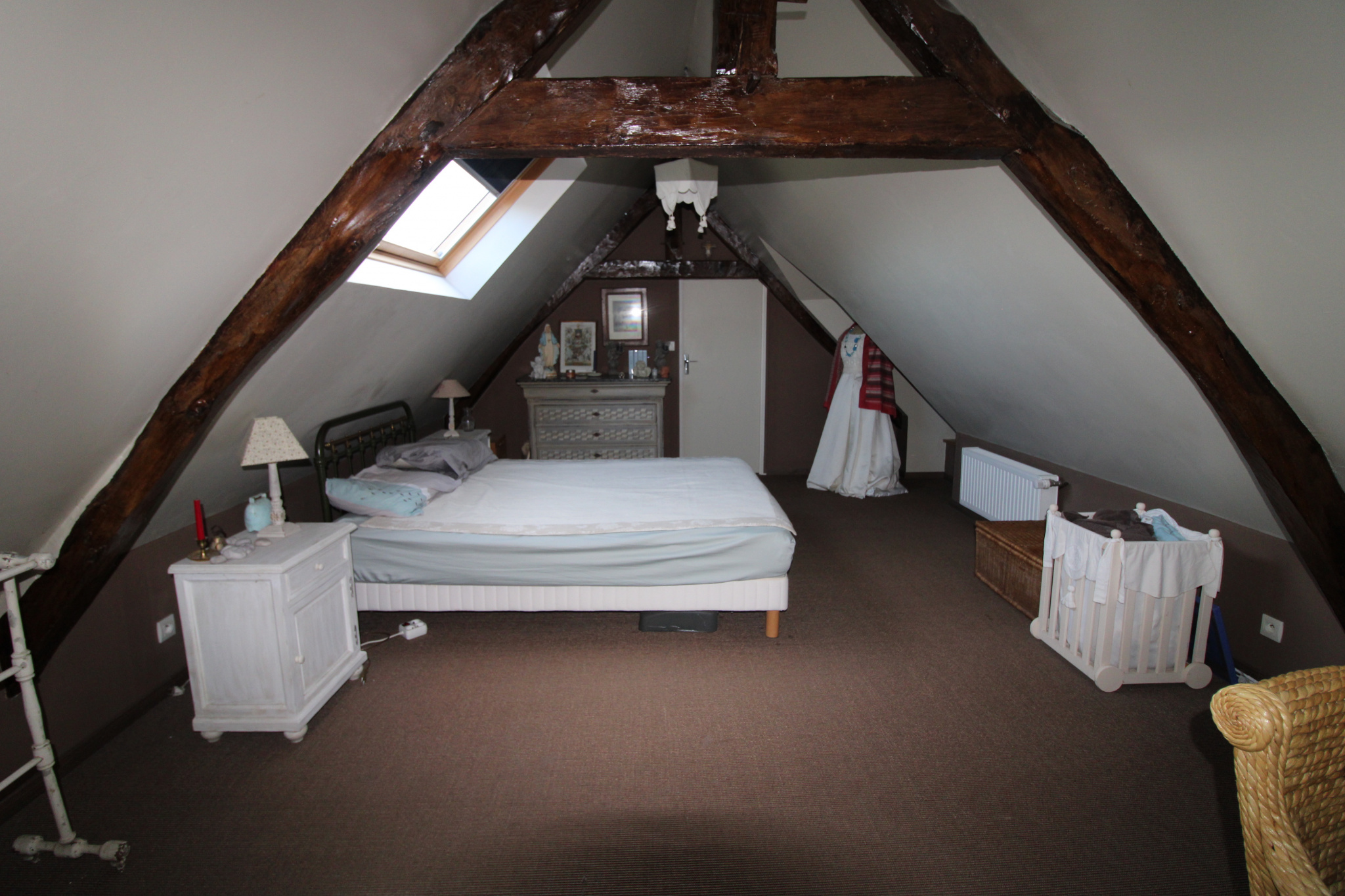 5 MINUTES DE LUNERAY, BELLE MAISON NORMANDE OFFRANT 6 CHAMBR
