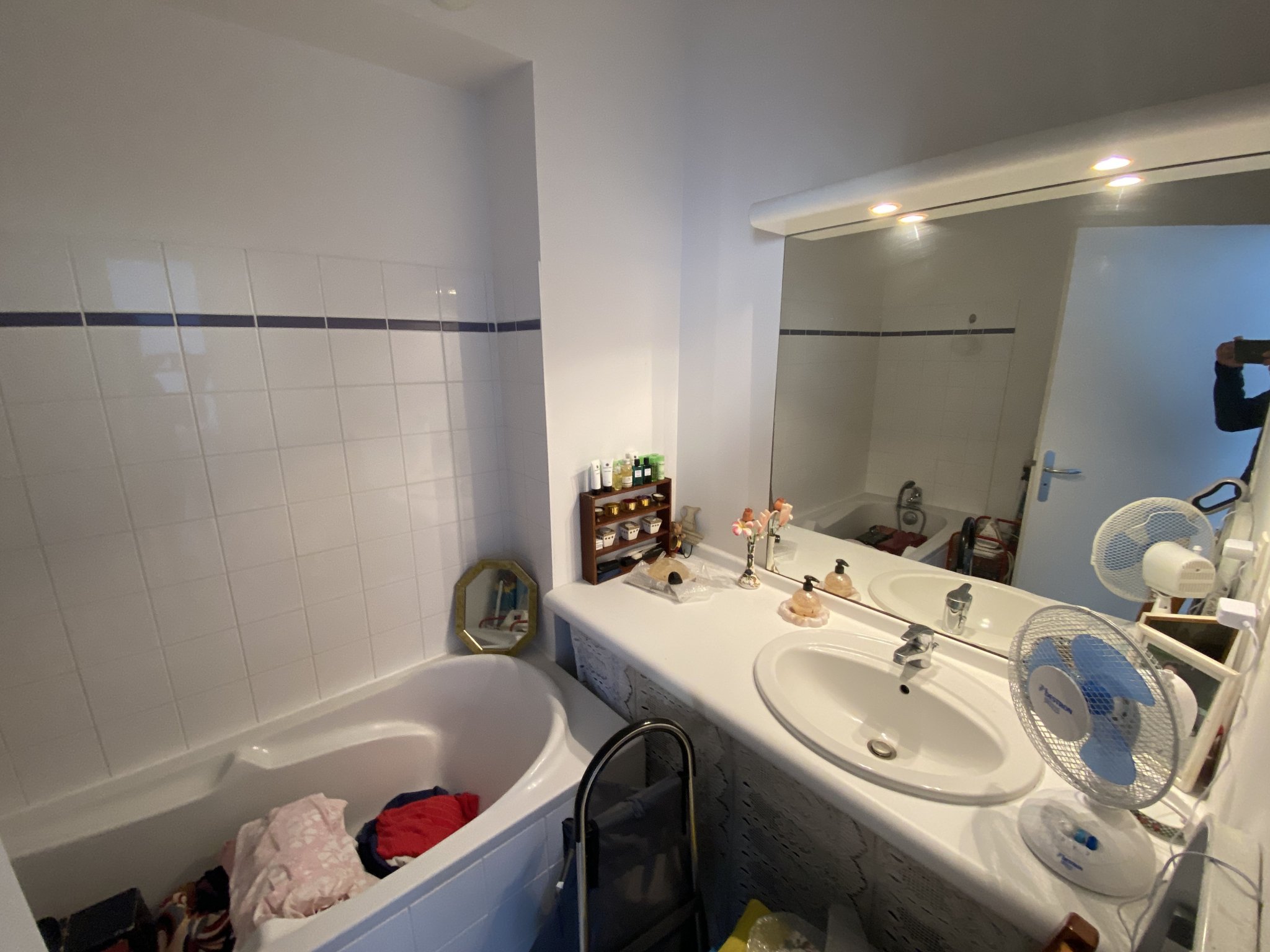 APPARTEMENT AVEC ASCENSEUR ET TERRASSE
