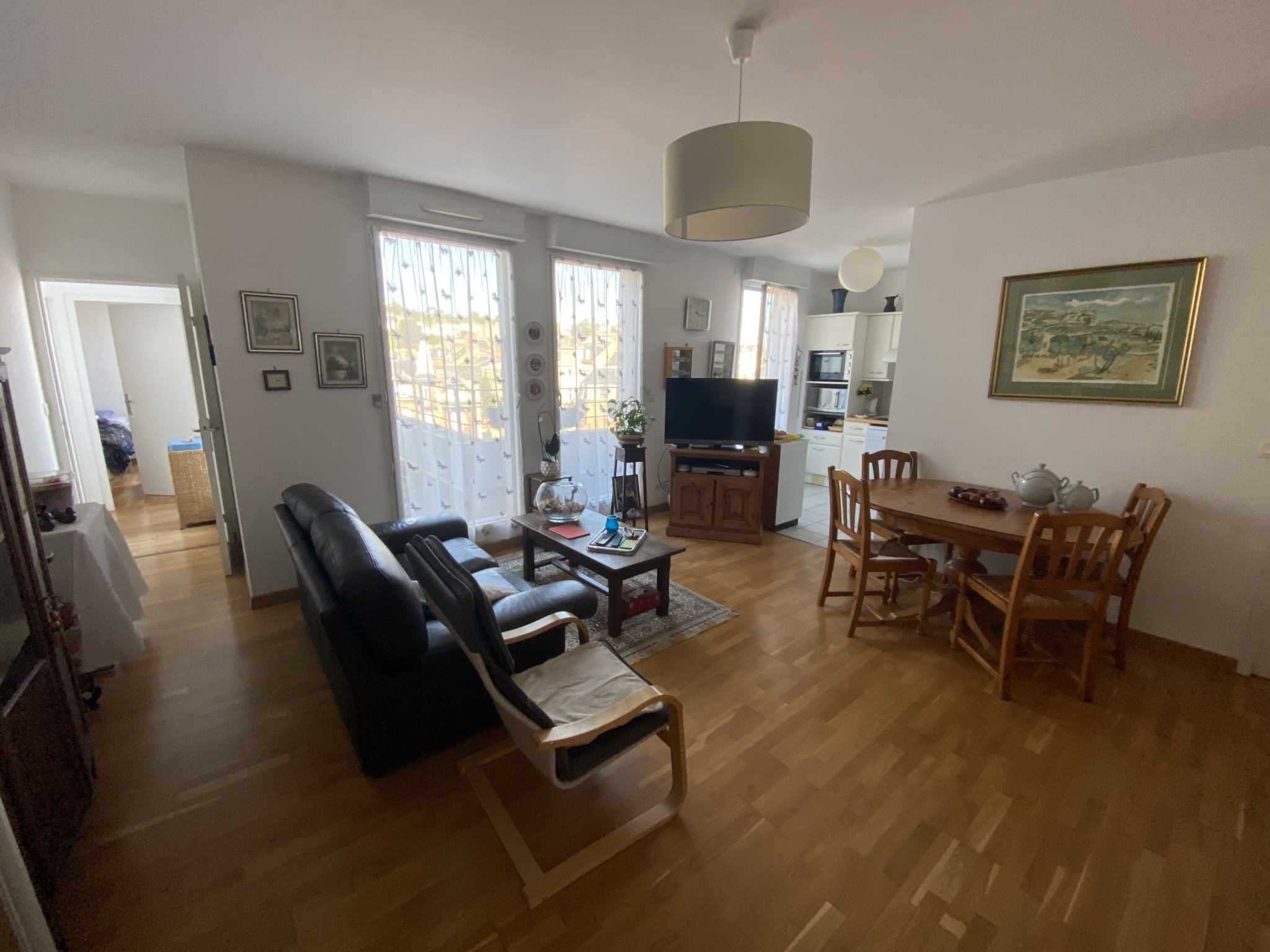 APPARTEMENT AVEC ASCENSEUR ET TERRASSE