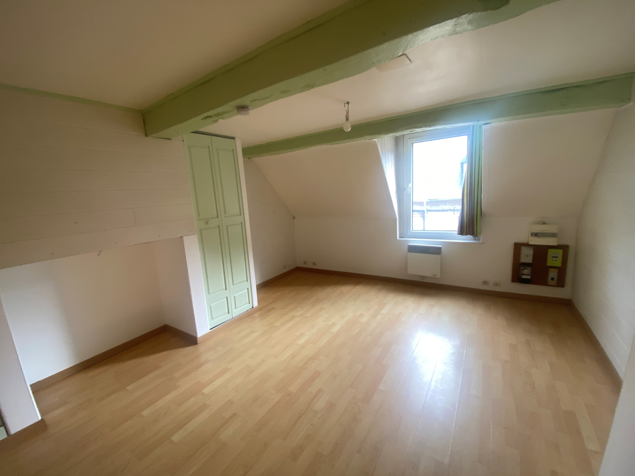 EXCLUSIVITE DIEPPE CENTRE: Appartement de type F2 exposé ple