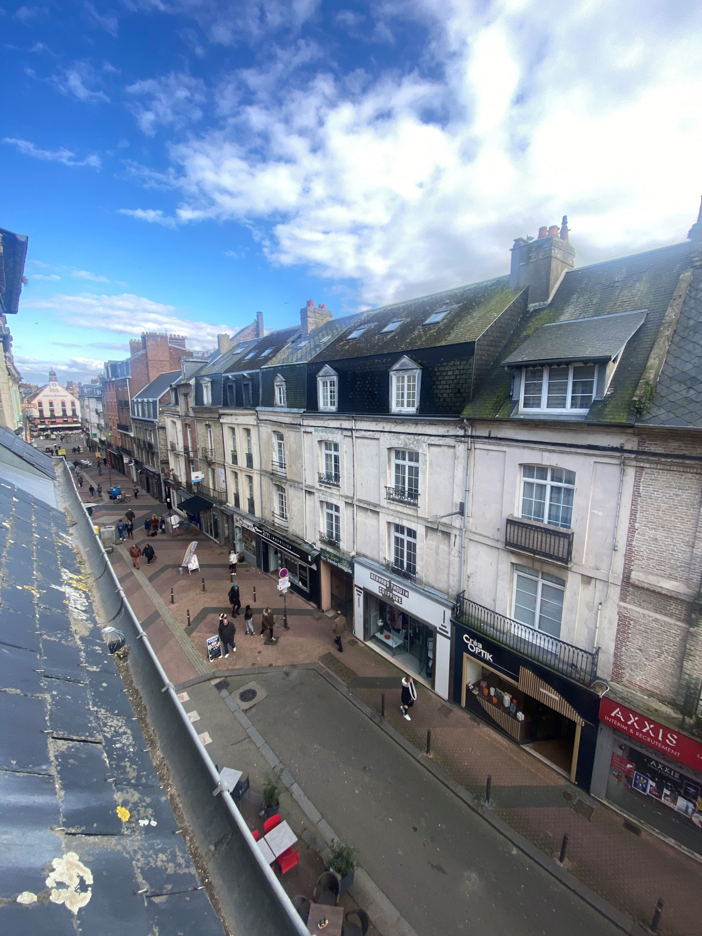EXCLUSIVITE DIEPPE CENTRE: Appartement de type F2 exposé ple