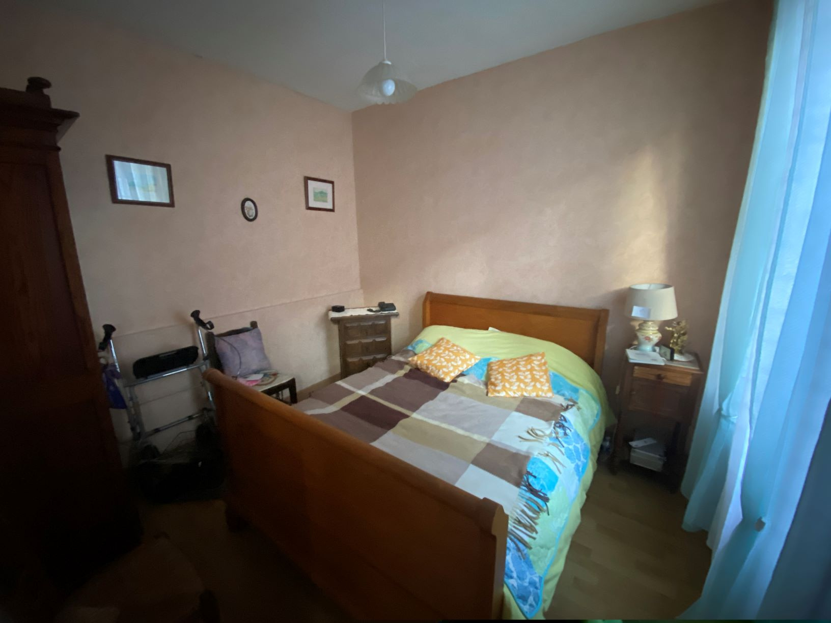 CENTRE BOURG ENVERMEU: Maison proche tous commerces