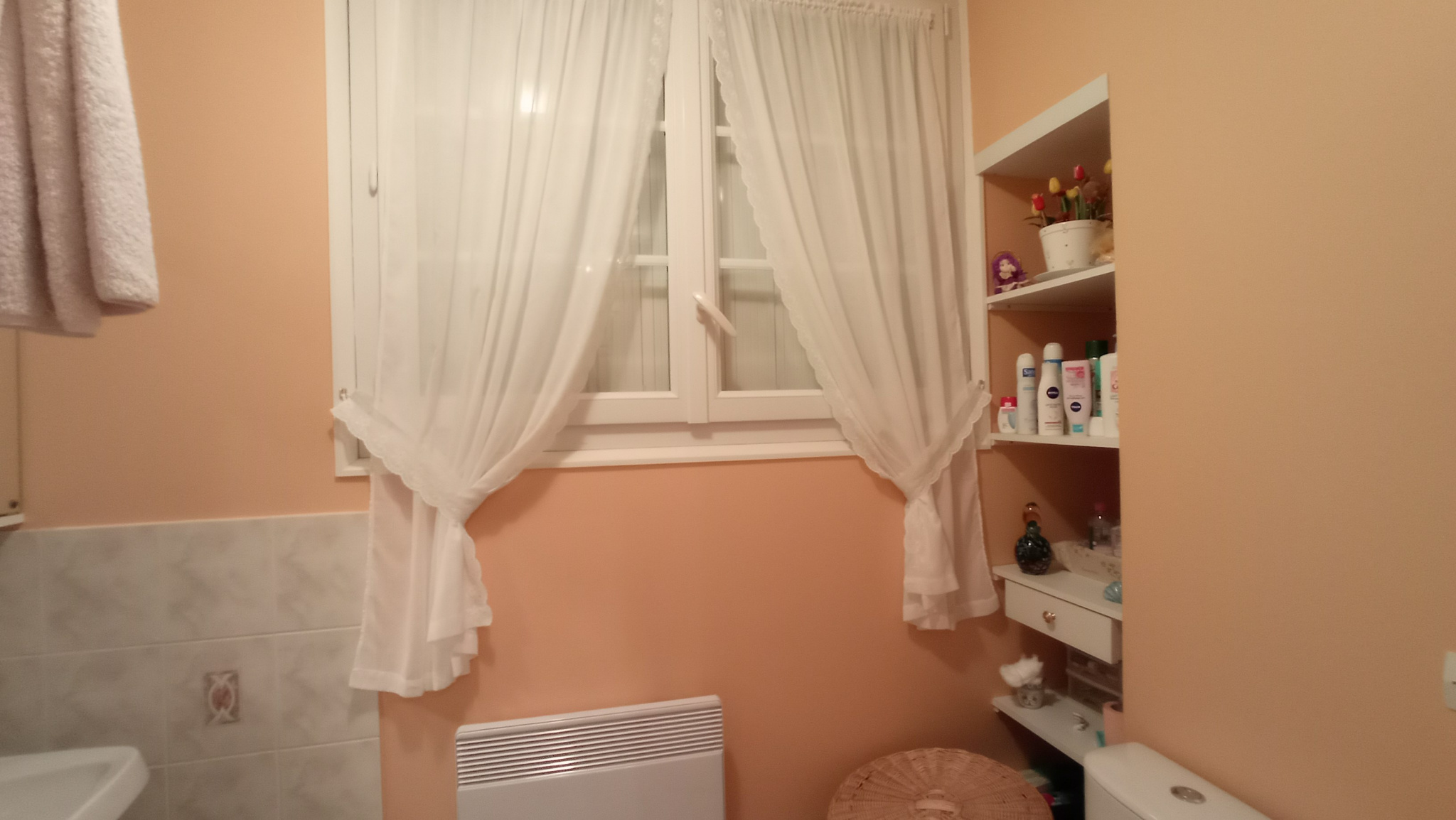 APPARTEMENT EN BORD DE MER