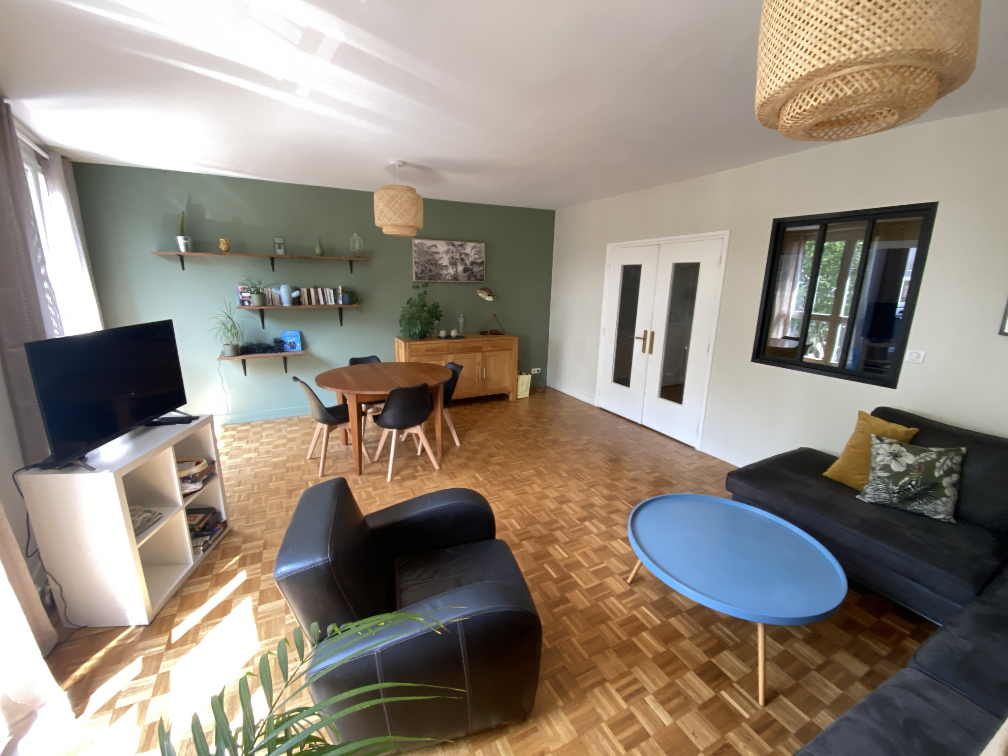 SUPERBE APPARTEMENT AVEC VUE DEGAGEE PLEIN SUD