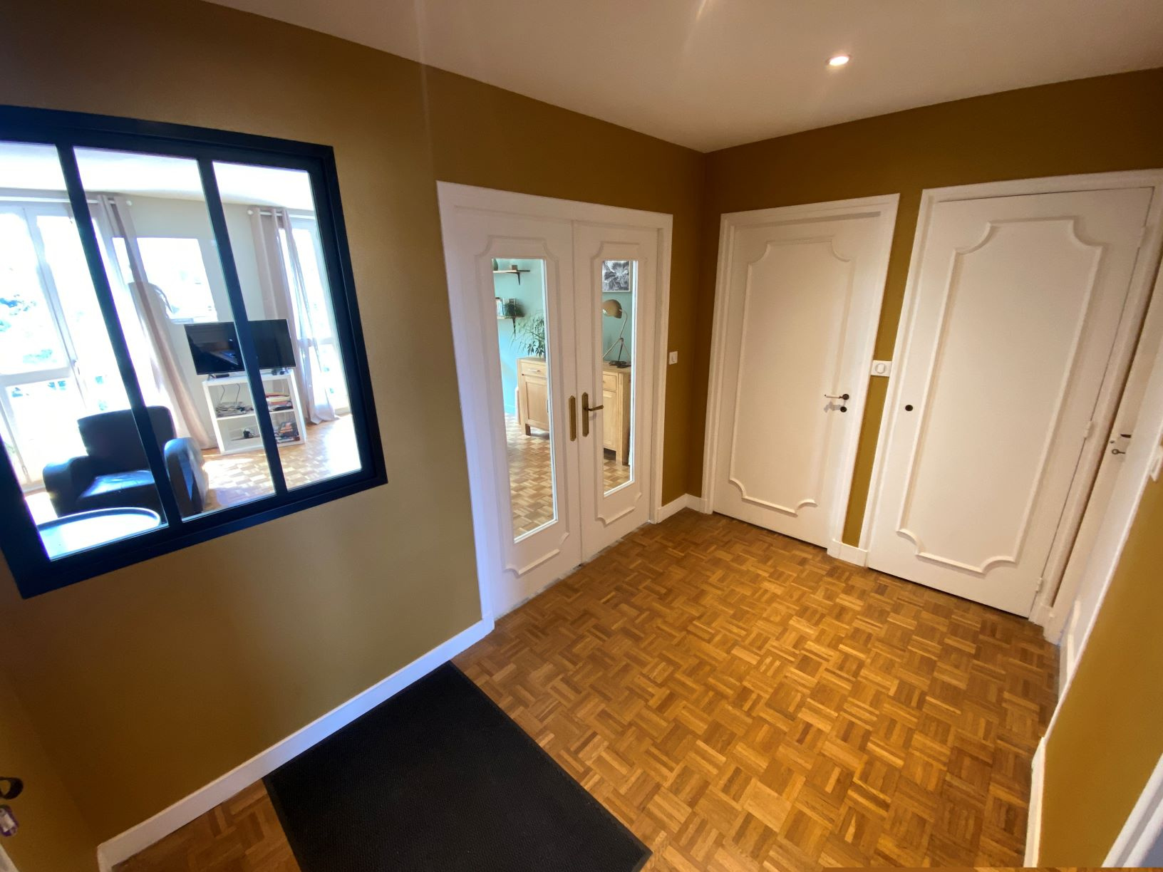 SUPERBE APPARTEMENT AVEC VUE DEGAGEE PLEIN SUD
