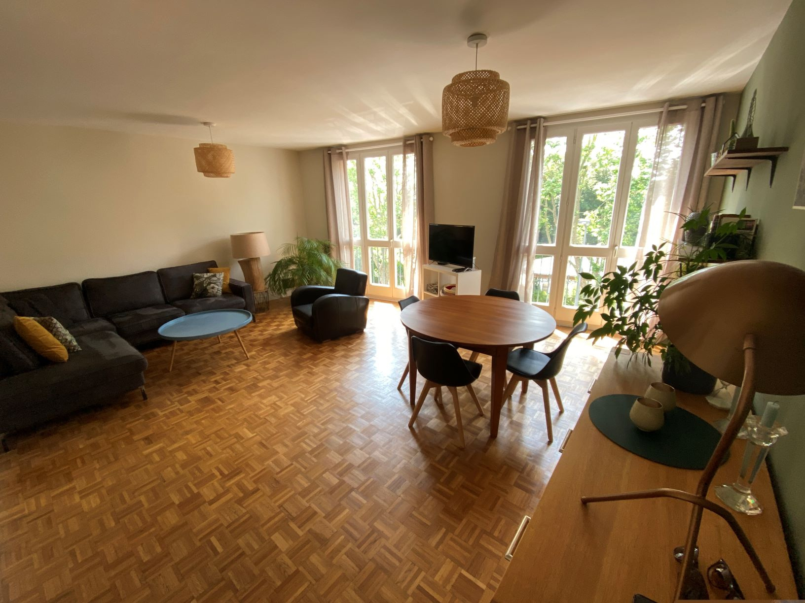 SUPERBE APPARTEMENT AVEC VUE DEGAGEE PLEIN SUD