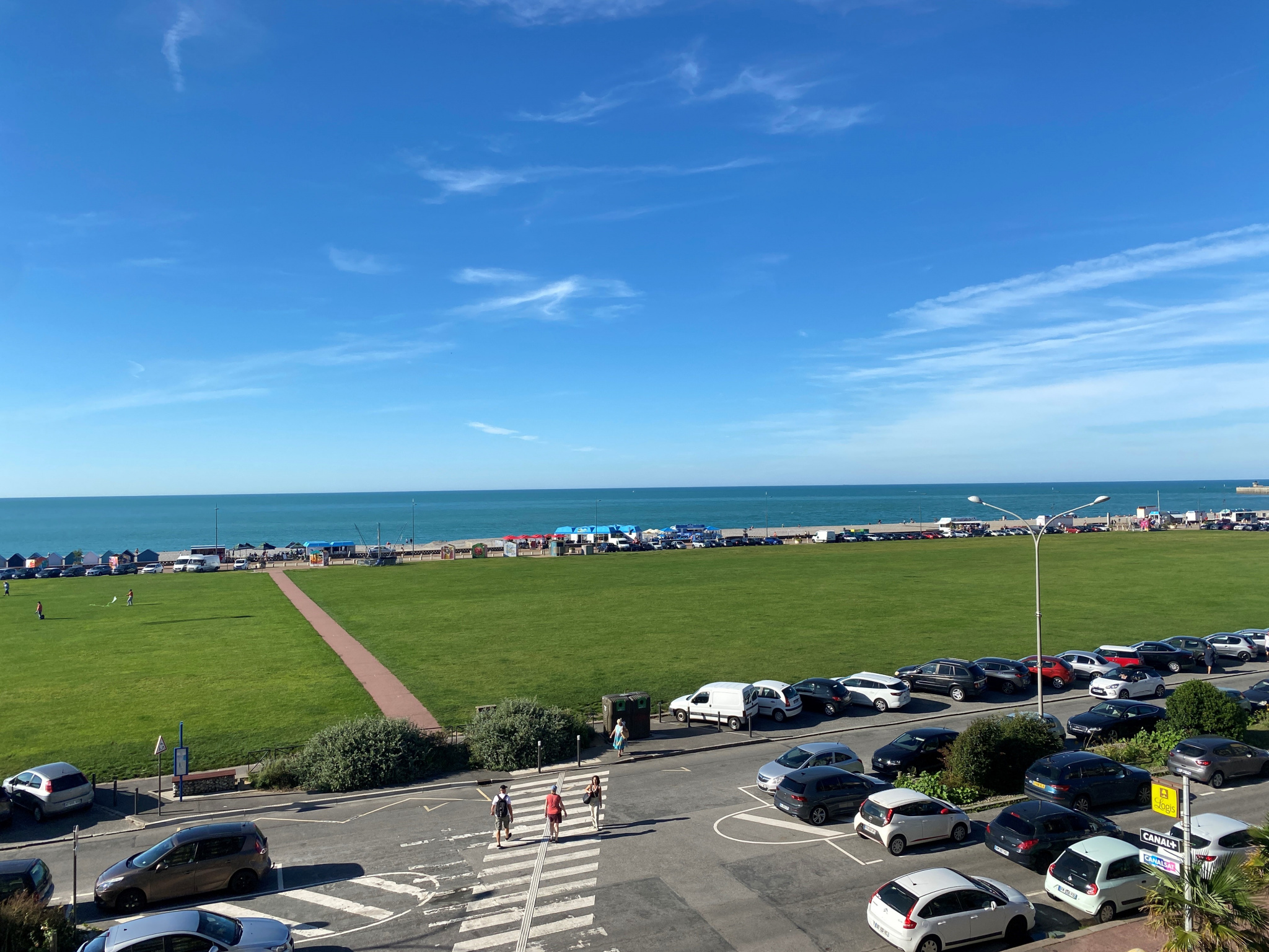 DIEPPE FRONT DE MER: SUPERBE APPARTEMENT AVEC VUE EXCEPTIONN