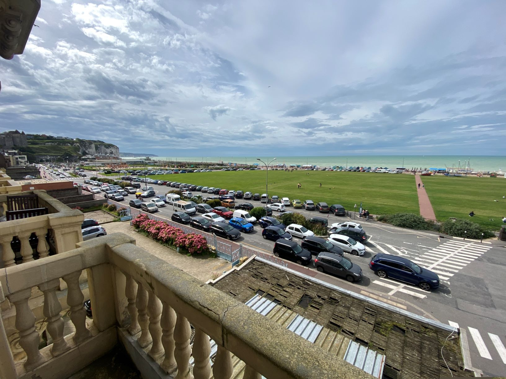 DIEPPE FRONT DE MER: SUPERBE APPARTEMENT AVEC VUE EXCEPTIONN