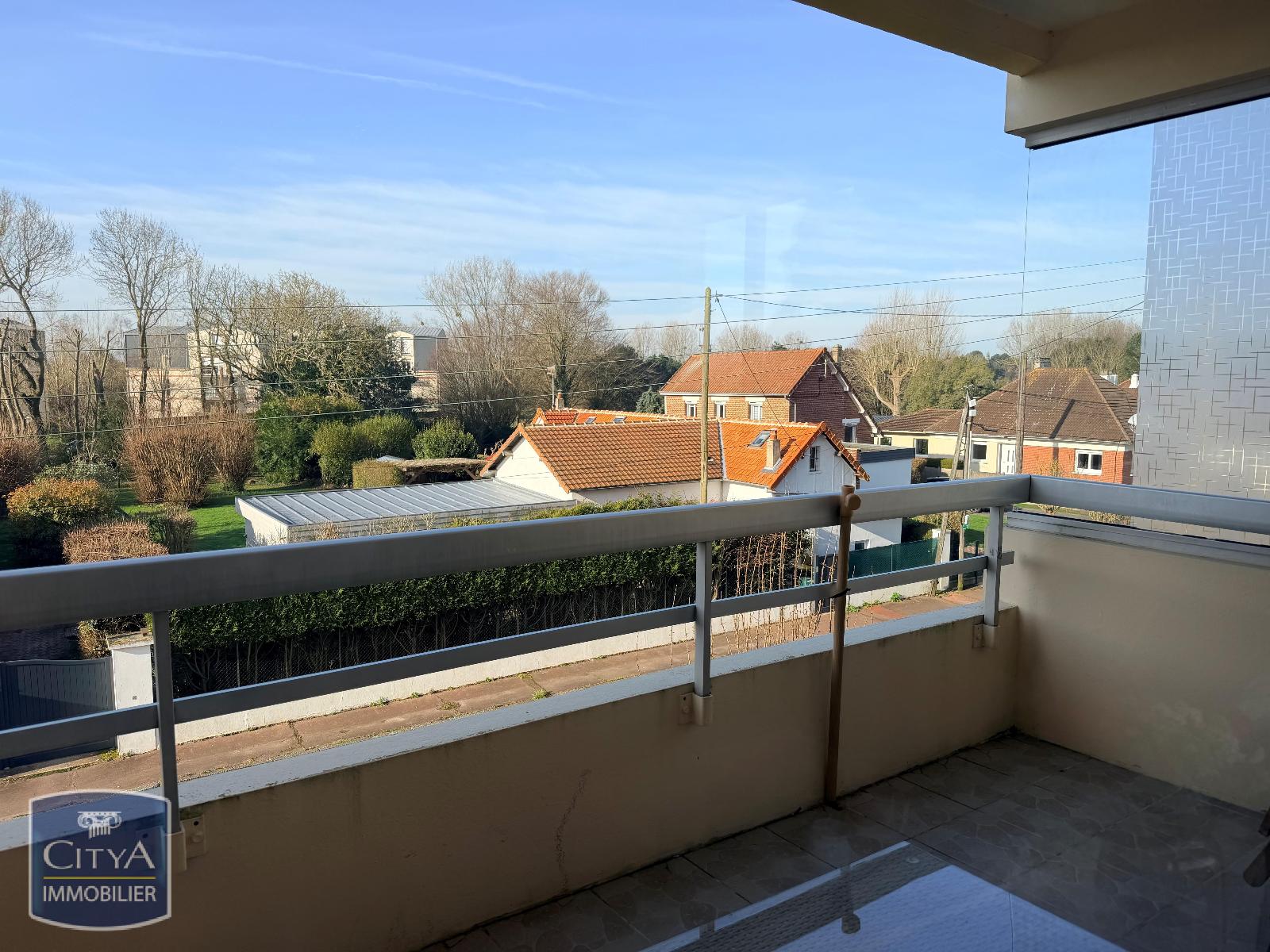 Appartement à louer &bull; 4 pièces &bull; 3 chambres &bull; 84.25m² &bull; DIEPPE DIEPPE