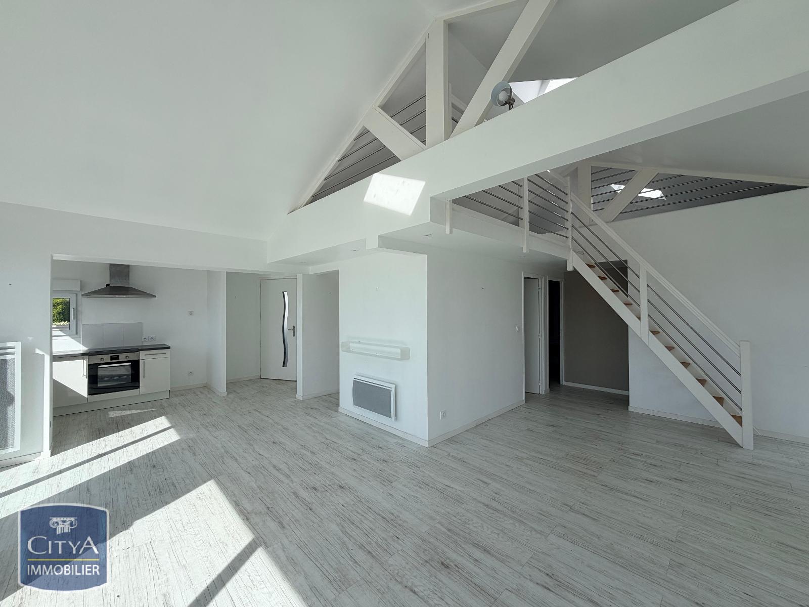 Maison à louer &bull; 3 pièces &bull; 2 chambres &bull; 72.02m² &bull; DIEPPE DIEPPE