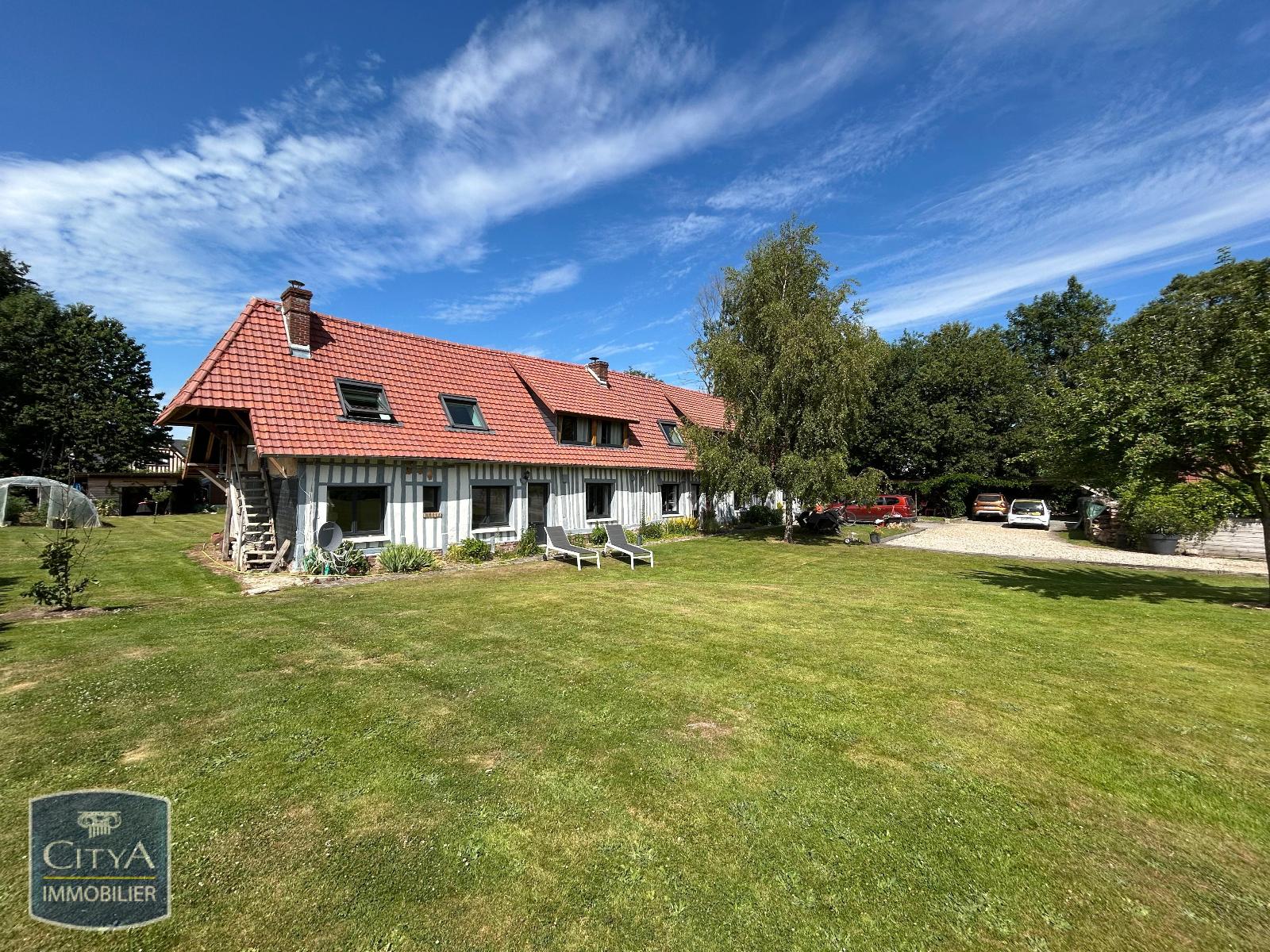 Maison à vendre • 11 pièces • 7 chambres • 232.0m² 