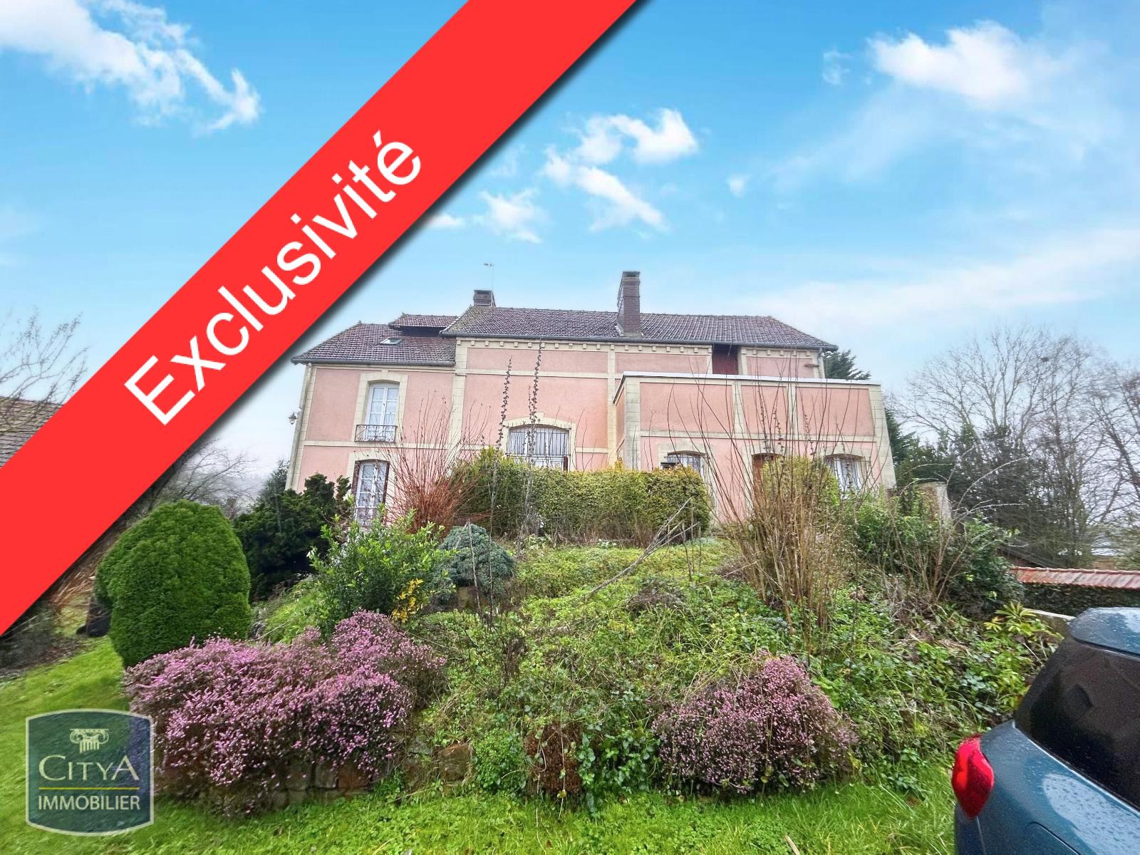 Maison à vendre &bull; 6 pièces &bull; 5 chambres &bull; 140.0m² &bull; Saint-Vaast-d'Équiqueville Saint-Vaast-d'Équiqueville