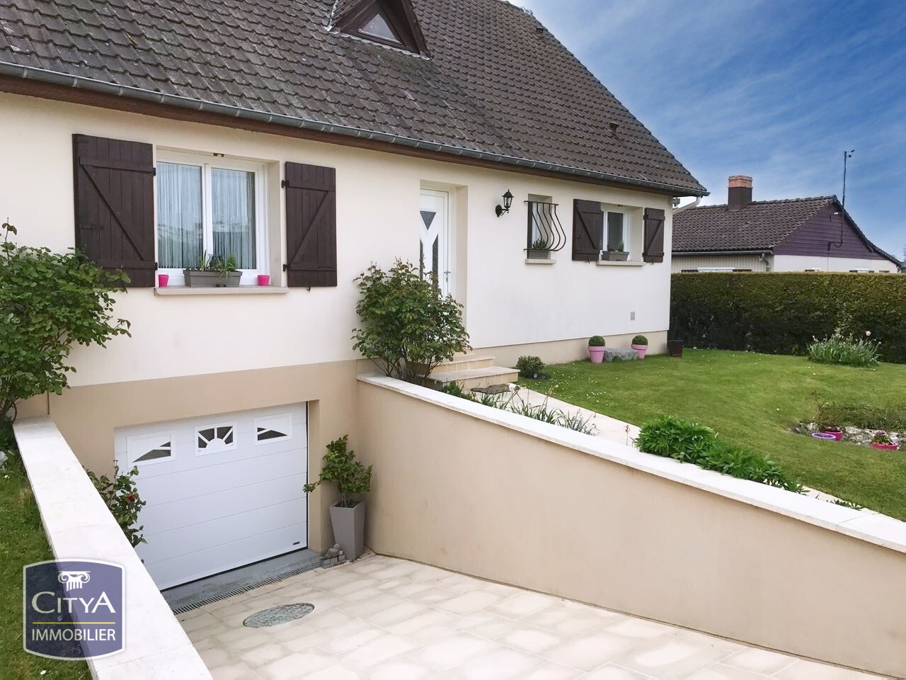 Maison avec terrain • 5 pièces • 4 chambres • 130m² • Dieppe Dieppe