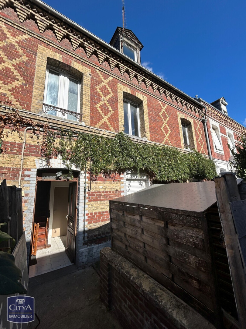 Maison à vendre • 5 pièces • 4 chambres • 77.4m² • Dieppe Dieppe